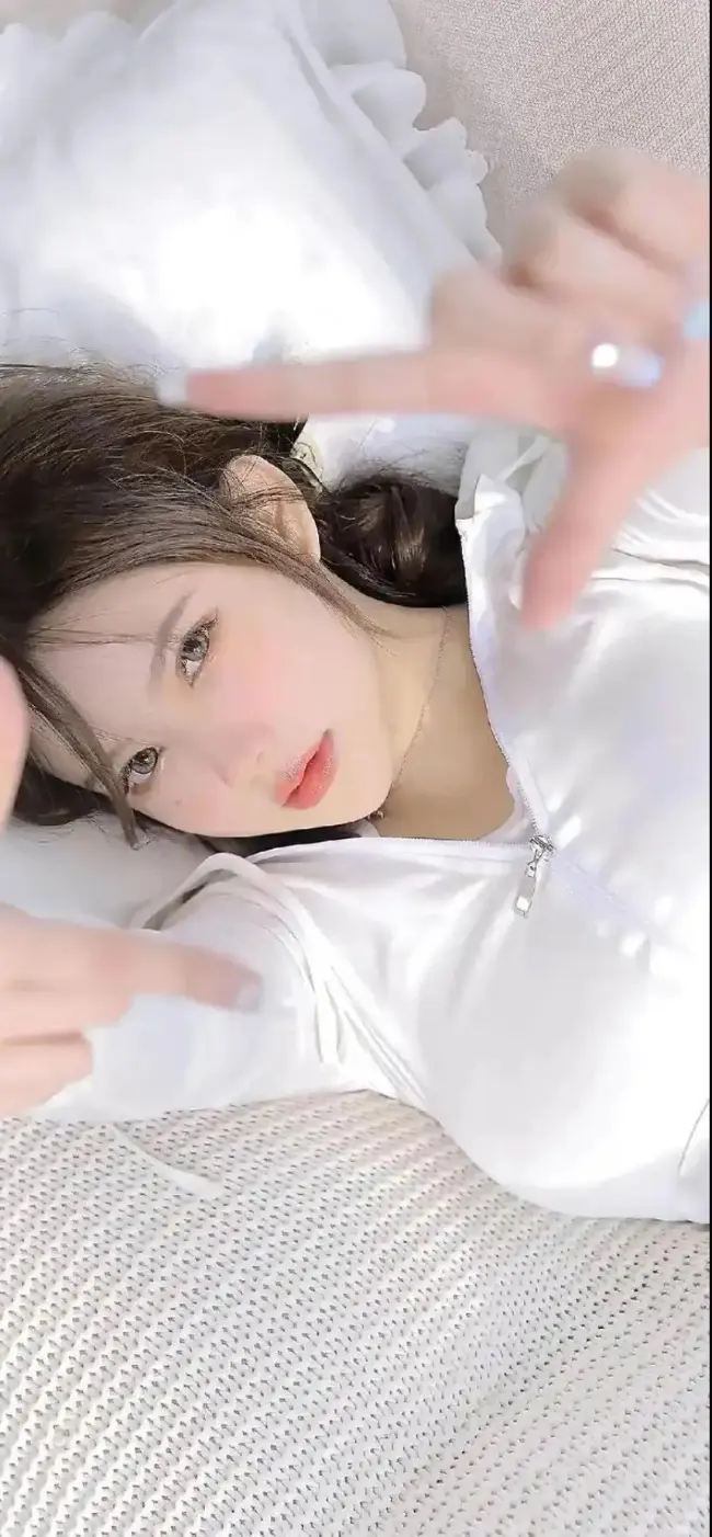 2.webp